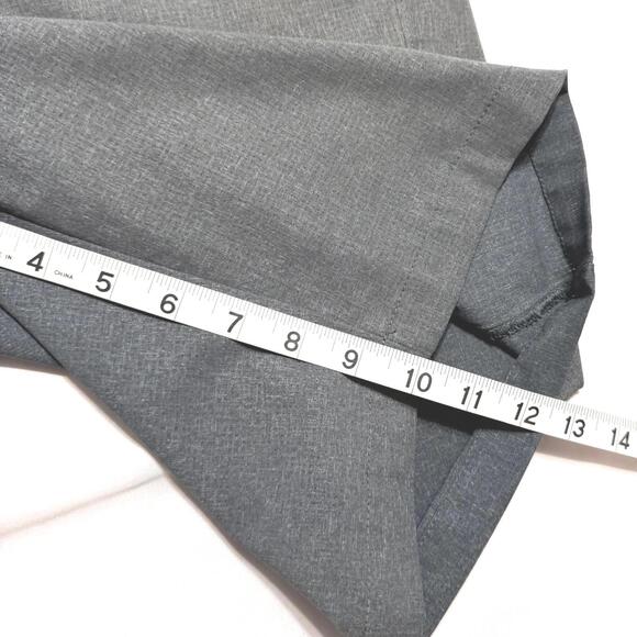 Under Armour Showdown Shorts Men's Size 36 Style 1309551 Vented Heat Gear Grey - Picture 7 of 8